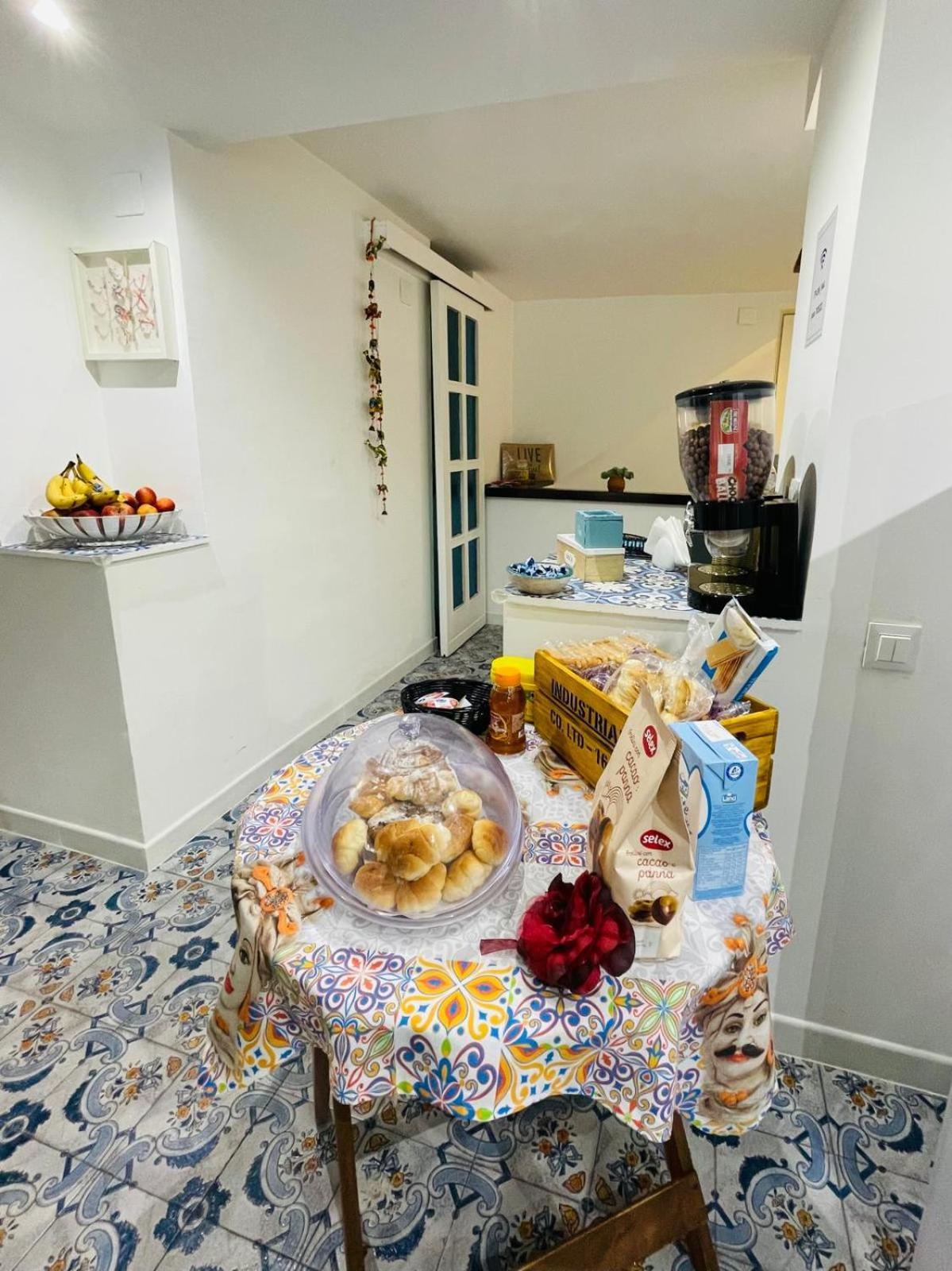 Duba House Holiday Home Палермо Екстер'єр фото
